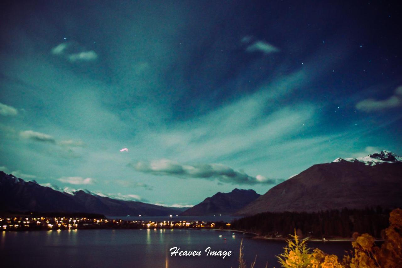 Earnslaw Villa With Lake View Queenstown Exterior photo