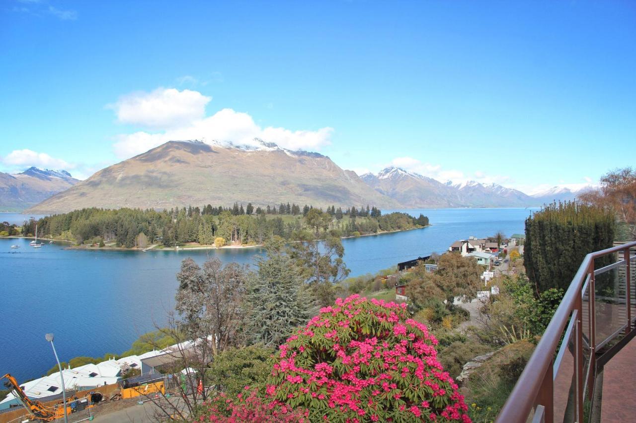 Earnslaw Villa With Lake View Queenstown Exterior photo